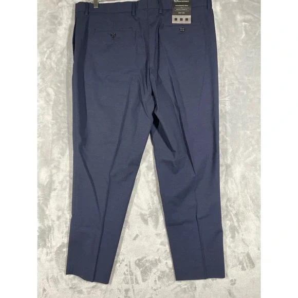 Banana Republic Marzotto Performance Wool Tapered Fit Dress Pants 38x30 Navy NEW - Picture 4 of 13